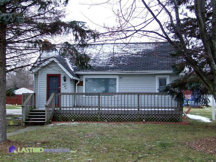 Single Family Home in Saginaw, MI selling February 14th