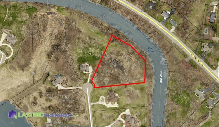 Vacant Lot in Timbers Gated Community For Sale!