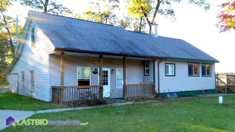 Lake Front Home/Cottage On Bitely Lake